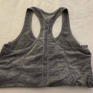 Grey lululemon swiftly tech